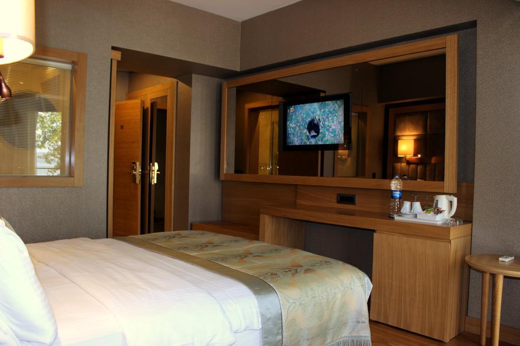 Lale Hotel Сапанджа Екстер'єр фото