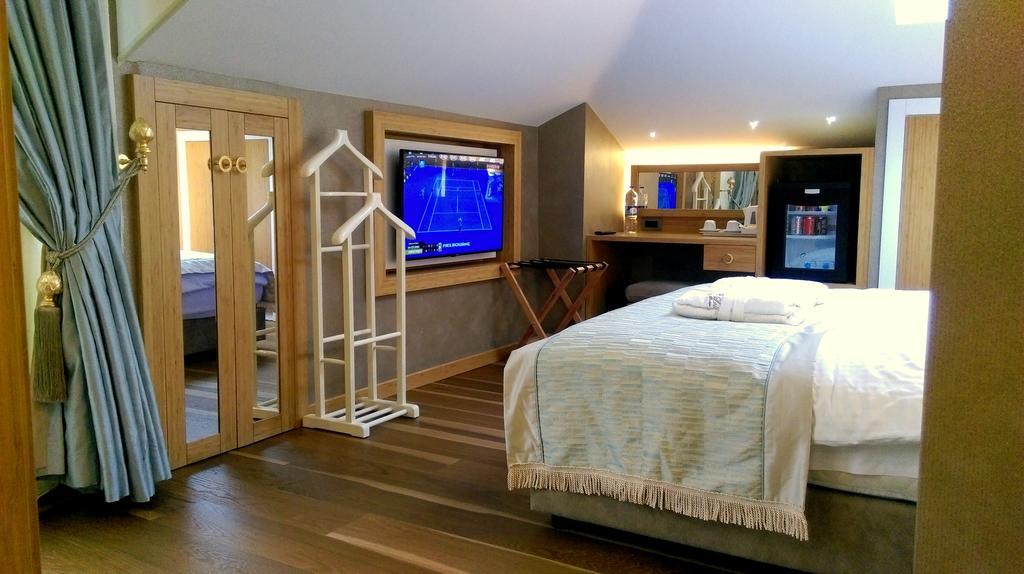 Lale Hotel Сапанджа Екстер'єр фото